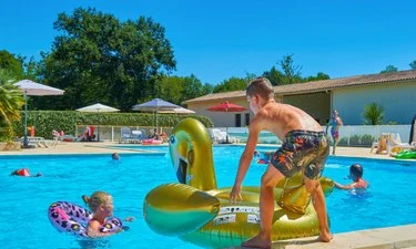 Residence du Château de Salles