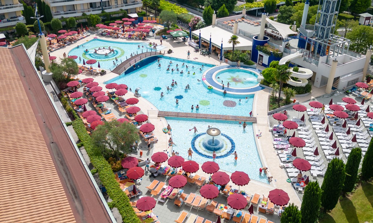 Villaggio Planetarium Resort